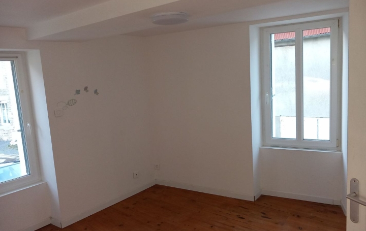 Maison de village ESTRY (14410)  65 m2 99 500 € 