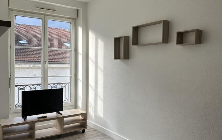 3 Pièces SAINT-ETIENNE (42000)  60 m2 580 € 
