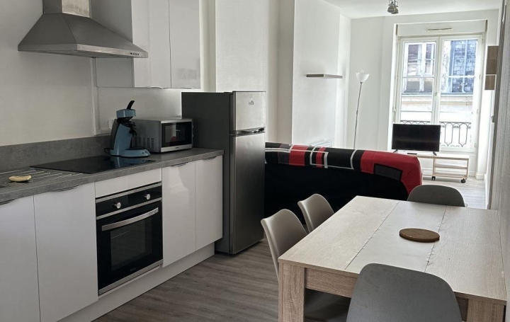 3 Pièces SAINT-ETIENNE (42000)  60 m2 580 € 