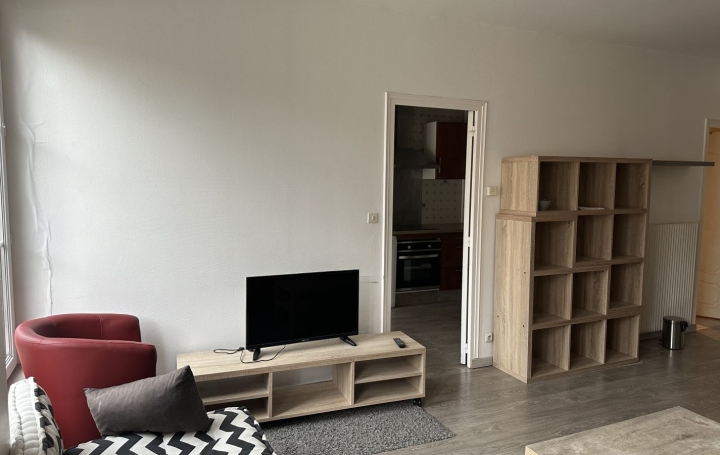 4 Pièces SAINT-ETIENNE (42000)  85 m2 720 € 