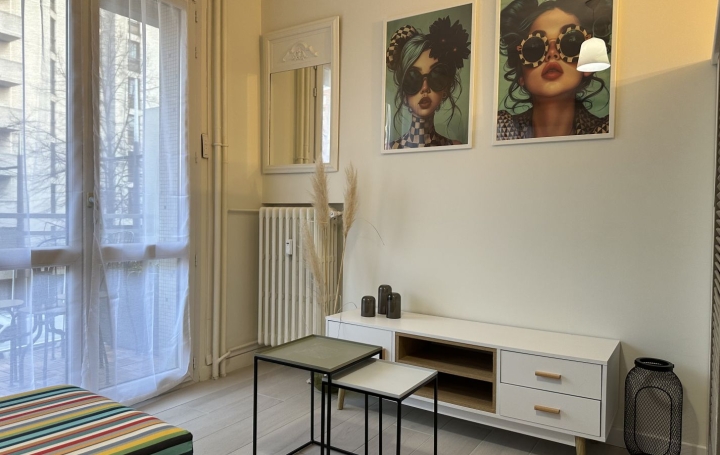 1 Pièce SAINT-ETIENNE (42100)  32 m2 570 € 