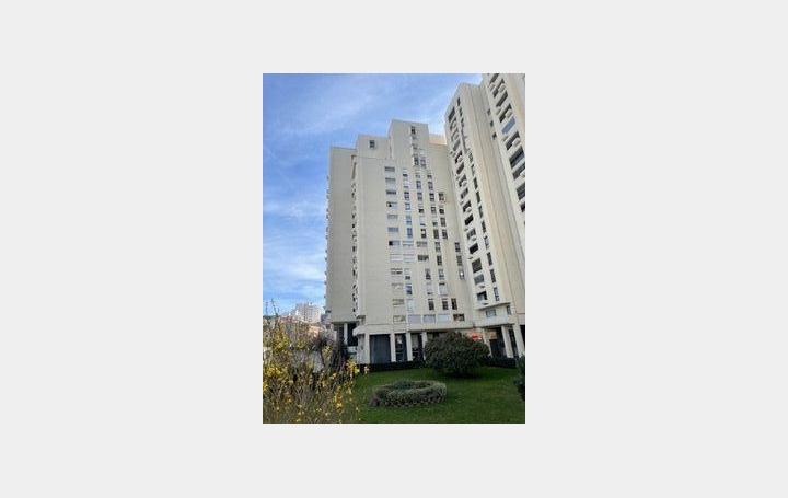 4 Pièces SAINT-ETIENNE (42100)  105 m2 54 000 € 