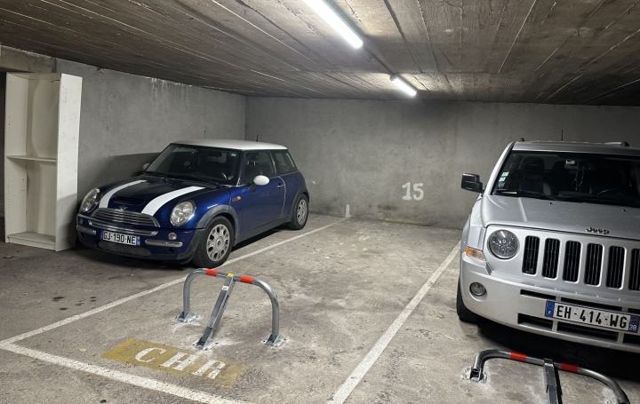 Réseau Immo-diffusion : Parking  SAINT-ETIENNE  14 m2 10 000 € 