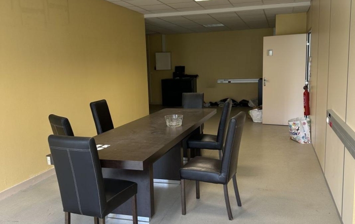 Activité commerciale SAINT-ETIENNE (42100)  105 m2 53 500 € 