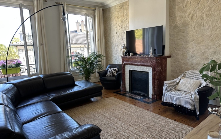 5 Pièces SAINT-ETIENNE (42000)  129 m2 169 000 € 