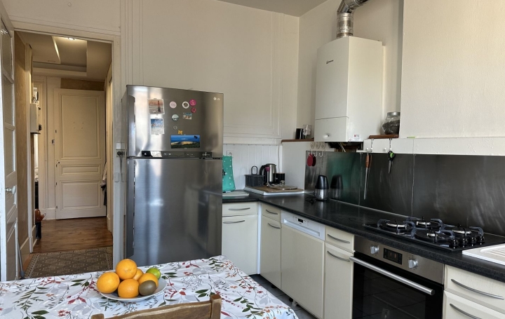 5 Pièces SAINT-ETIENNE (42000)  129 m2 169 000 € 