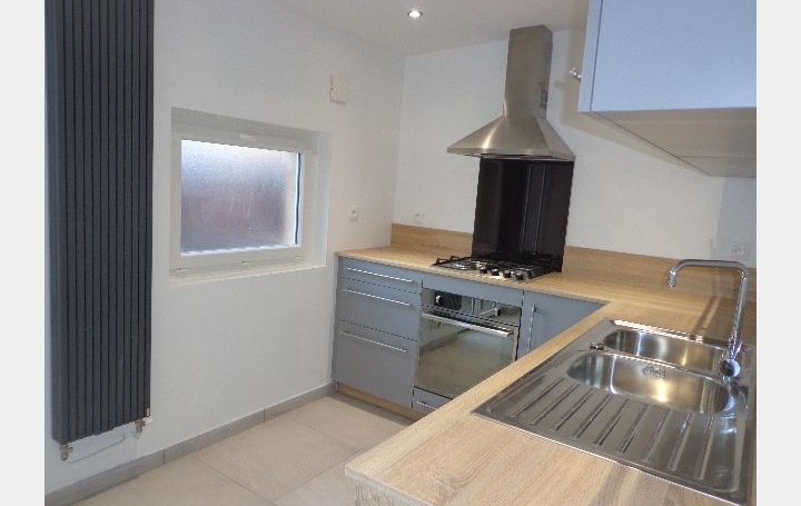 Maison / Villa SAINT-ETIENNE (42100) 80 m<sup>2</sup> 160 000 € 