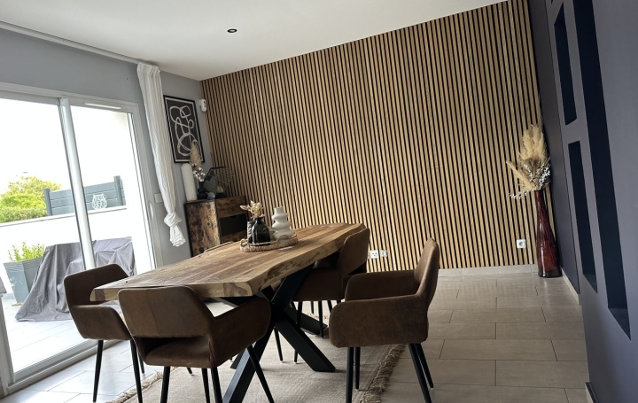 Villa SAINT-ETIENNE (42100)  230 m2 355 000 € 