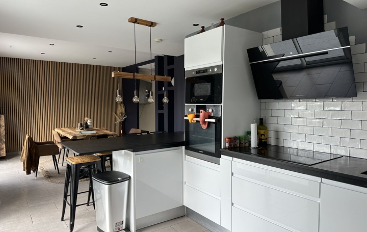 Maison / Villa SAINT-ETIENNE (42100) 230 m<sup>2</sup> 355 000 € 