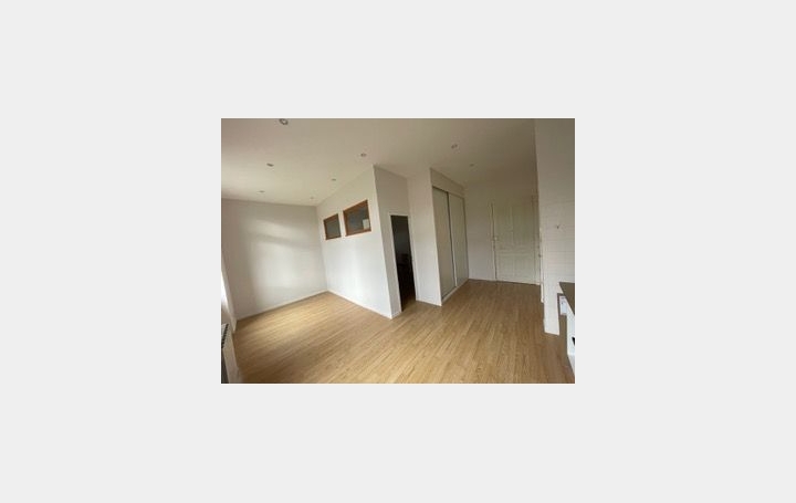 Immeuble SAINT-ETIENNE (42000)  509 m2 593 000 € 