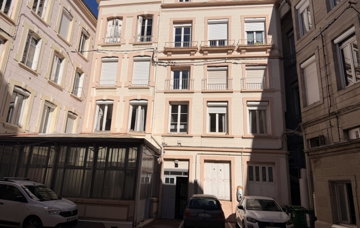 Studio SAINT-ETIENNE (42000)  20 m2 46 000 € 
