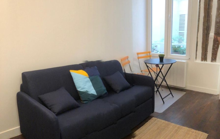 Studio PARIS (75006)  17 m2 1 038 € 