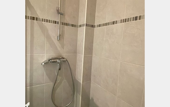 3 Pièces LE KREMLIN-BICETRE (94270)  65 m2 1 510 € 