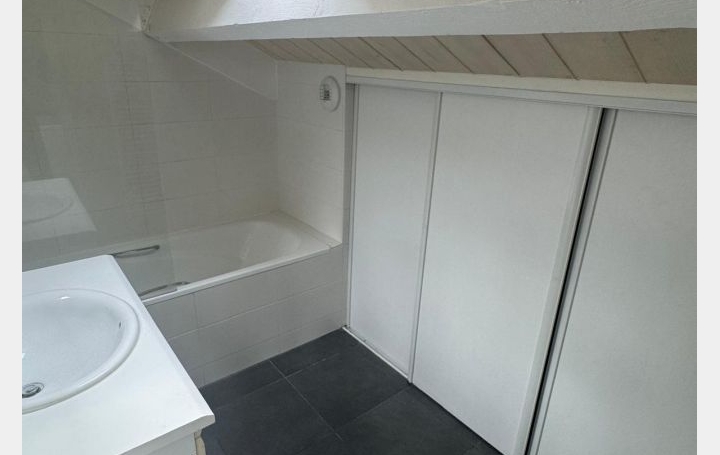 2 Pièces ARCUEIL (94110)  41 m2 1 180 € 