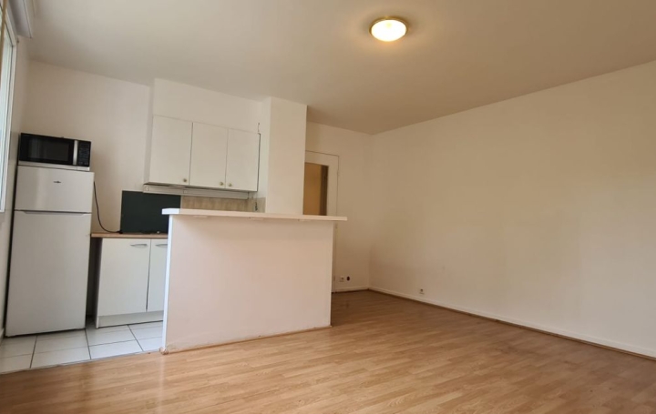 Studio LIVRY-GARGAN (93190)  32 m2 148 000 € 