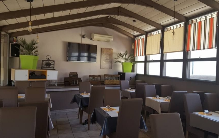 Activité commerciale CARCASSONNE (11000)   354 000 € 