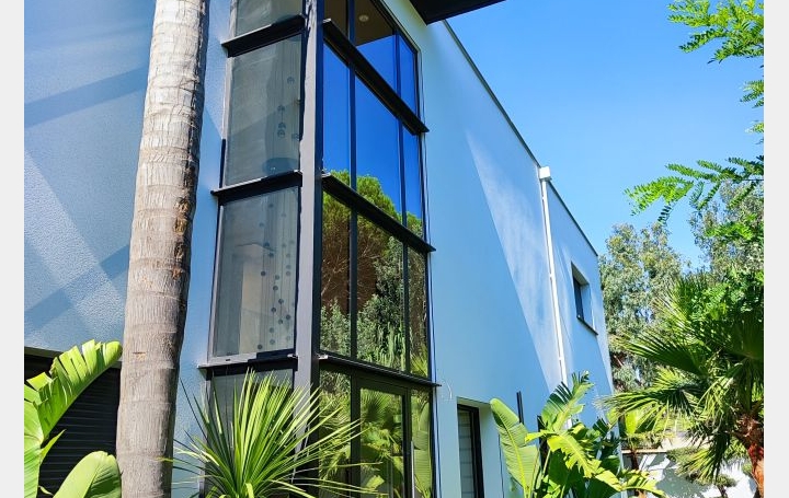 Villa LE GRAU-D'AGDE (34300)  301 m2 1 800 000 € 