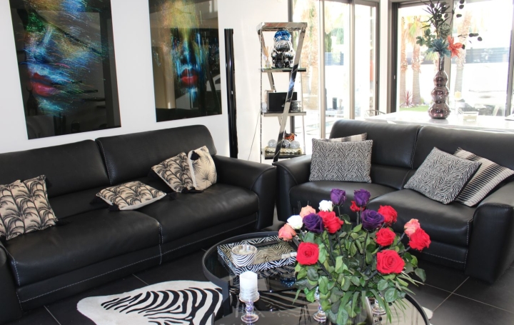 Villa LE GRAU-D'AGDE (34300)  125 m2 945 000 € 