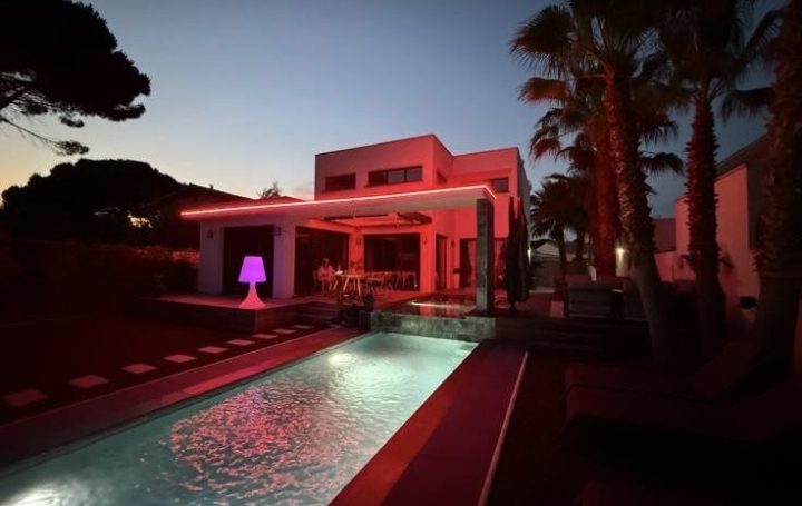 Villa LE GRAU-D'AGDE (34300)  125 m2 945 000 € 