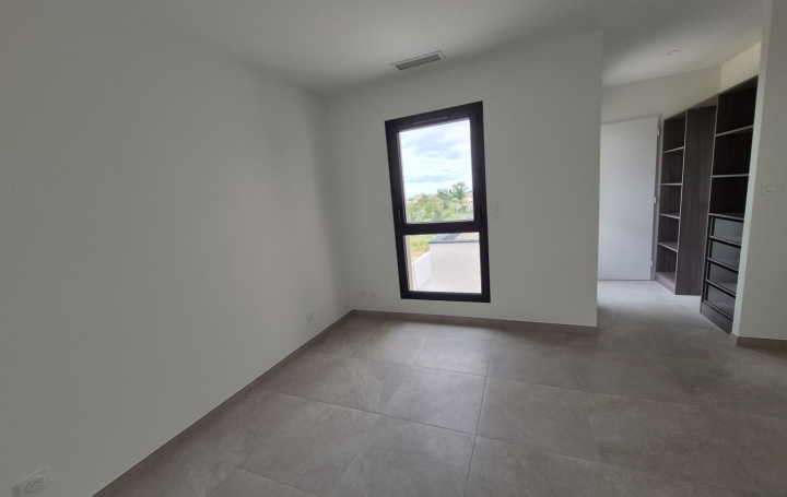 Villa CAZOULS-LES-BEZIERS (34370)  120 m2 480 000 € 