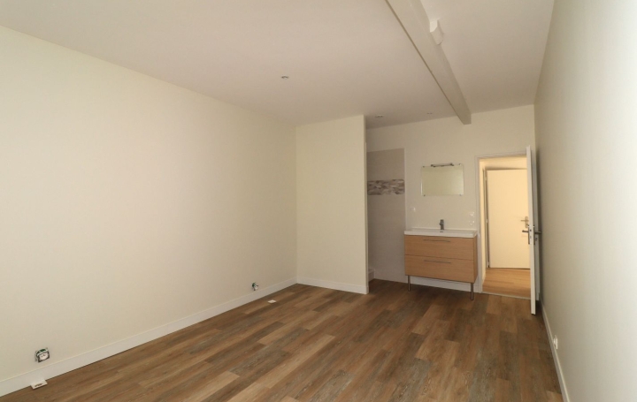 Maison SAINT-SYMPHORIEN (33113)  152 m2 220 080 € 