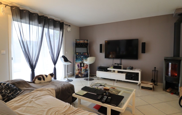 Maison SADIRAC (33670)  143 m2 387 000 € 