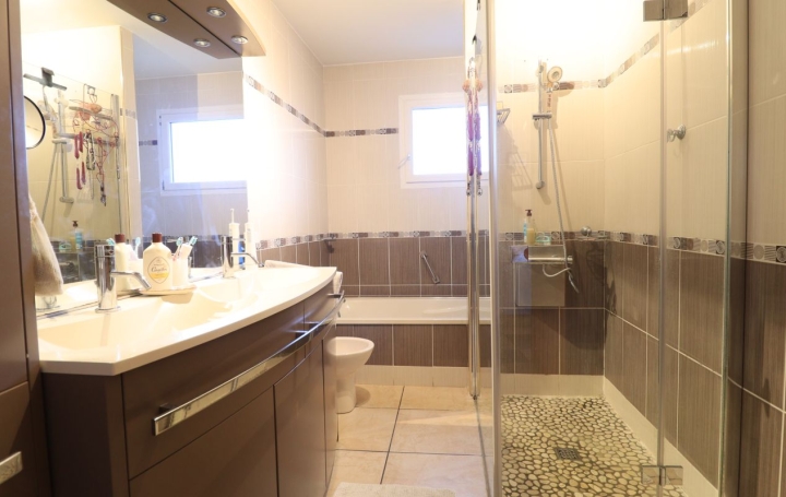 Maison LORMONT (33310)  114 m2 350 000 € 