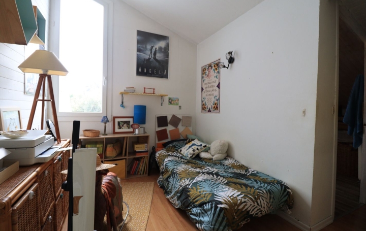 Maison VILLENAVE-D'ORNON (33140)  158 m2 549 000 € 