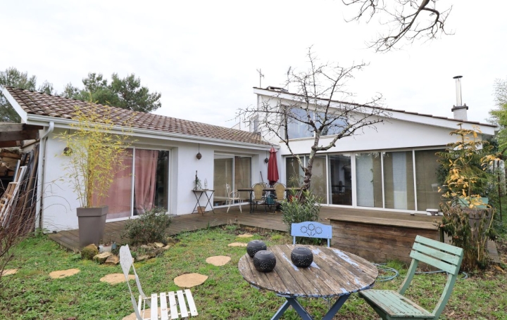 Maison VILLENAVE-D'ORNON (33140)  158 m2 549 000 € 
