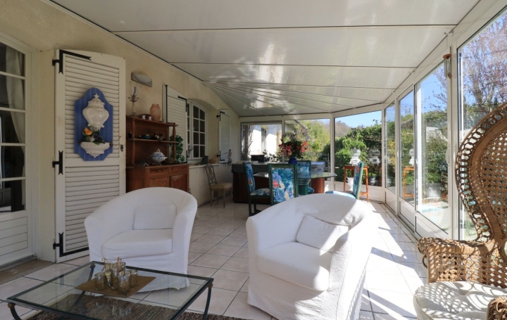 Maison CAMBLANES-ET-MEYNAC (33360)  170 m2 569 000 € 