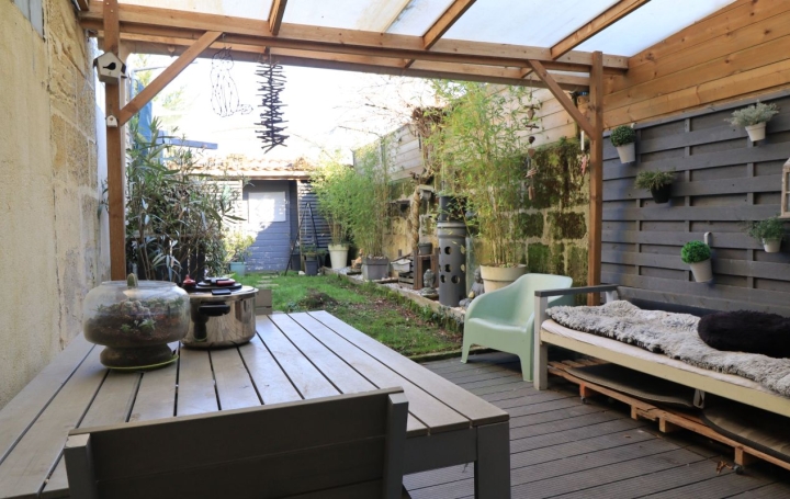 Maison de village COMPS (33710)  106 m2 176 550 € 