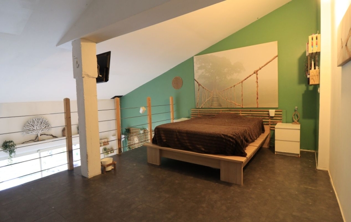 Maison de village COMPS (33710)  106 m2 176 550 € 