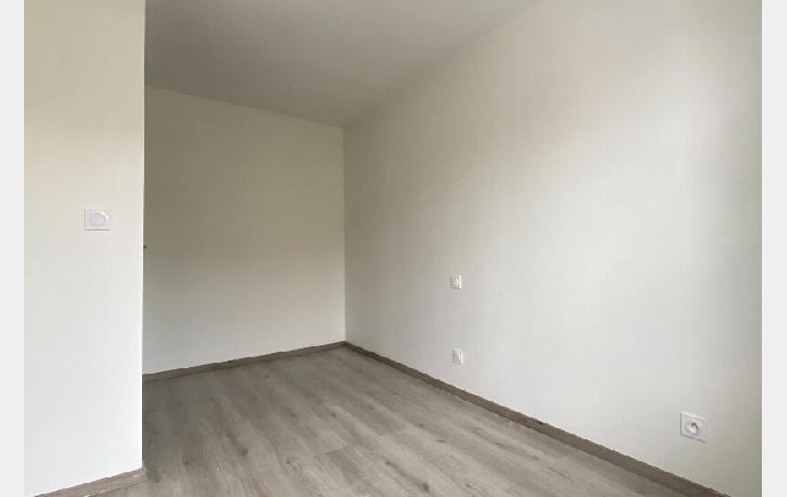 3 Pièces AIXE-SUR-VIENNE (87700)  63 m2 750 € 