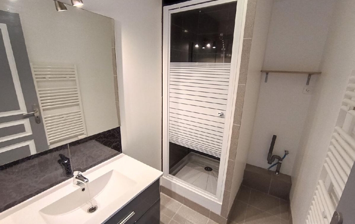 2 Pièces AIXE-SUR-VIENNE (87700)  49 m2 567 € 