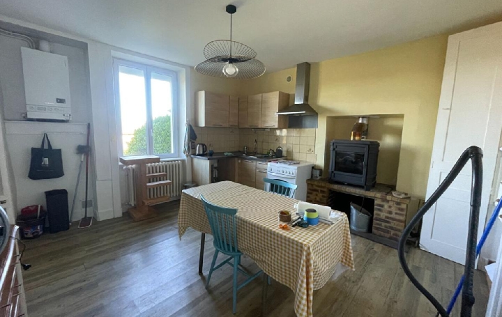 Maison MEILHAC (87800)  94 m2 670 € 