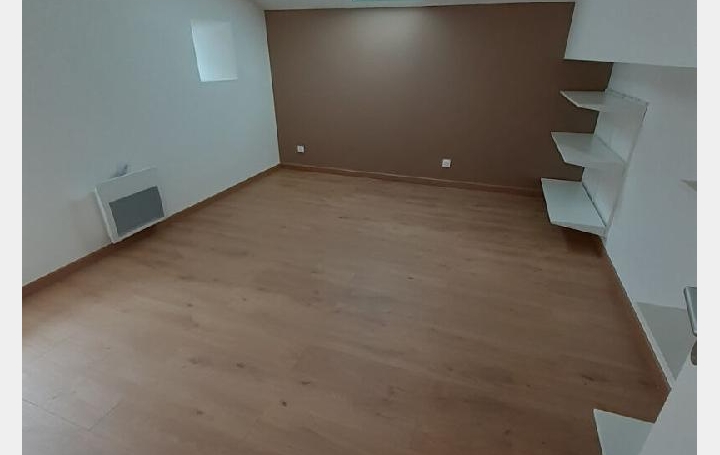 Maison VERNEUIL-SUR-VIENNE (87430)  105 m2 1 170 € 