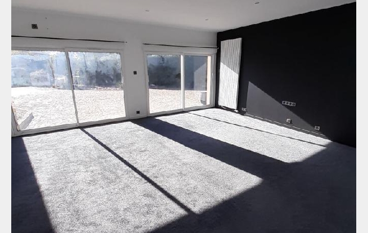 Maison PANAZOL (87350)  177 m2 2 400 € 