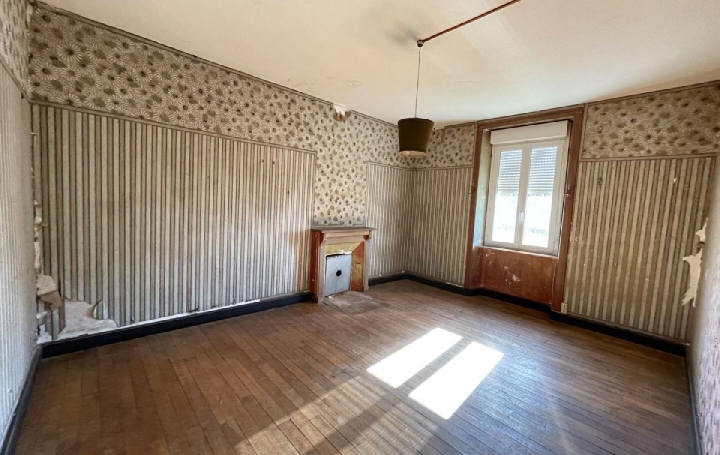 Maison GORRE (87310)  266 m2 76 475 € 