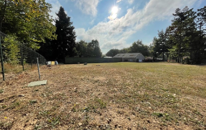Terrain SAINT-PRIEST-SOUS-AIXE (87700)  1 278 m2 34 000 € 