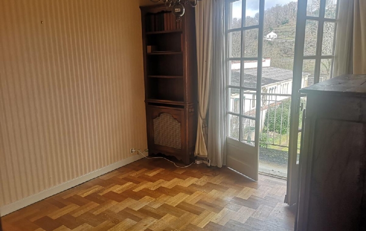 Maison AIXE-SUR-VIENNE (87700)  172 m2 176 000 € 