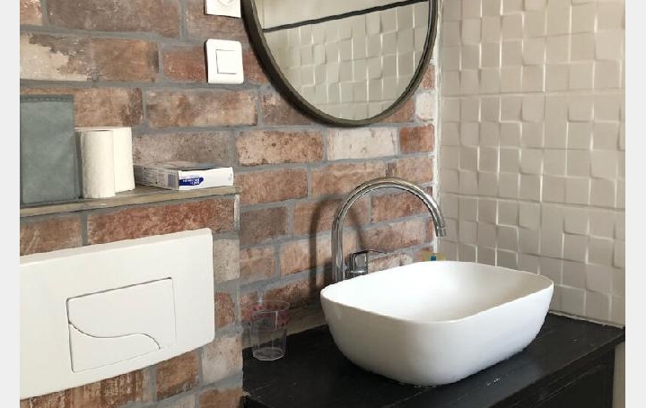 Maison LOIX (17111)  78 m2 530 000 € 