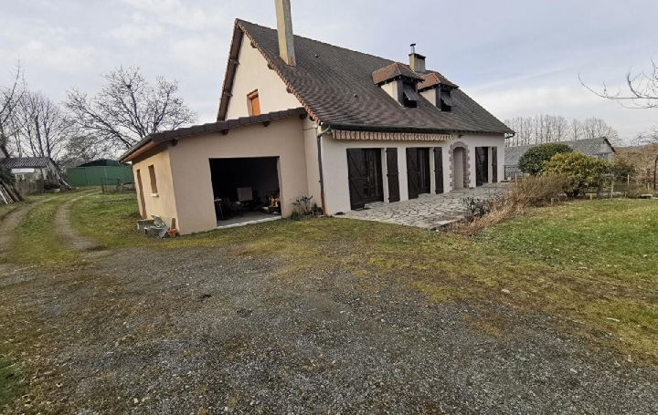 Maison PAGEAS (87230)  213 m2 258 475 € 