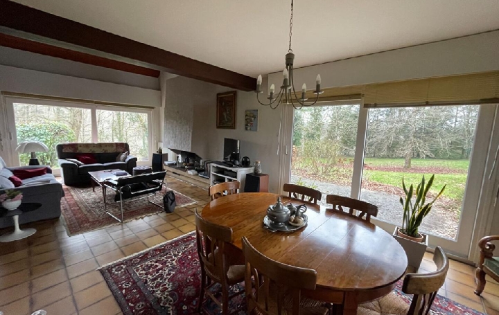 Maison BESSINES-SUR-GARTEMPE (87250)  208 m2 240 540 € 