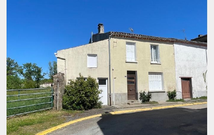 Maison LA CROIX-SUR-GARTEMPE (87210)  92 m2 42 750 € 