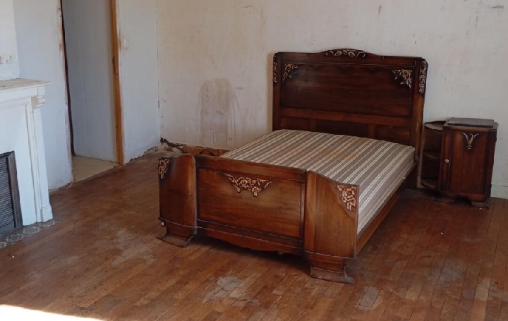 Maison BUSSIERE-GALANT (87230)  122 m2 81 750 € 