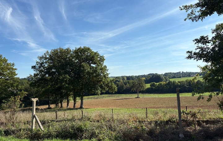 Maison NEXON (87800)  145 m2 69 300 € 