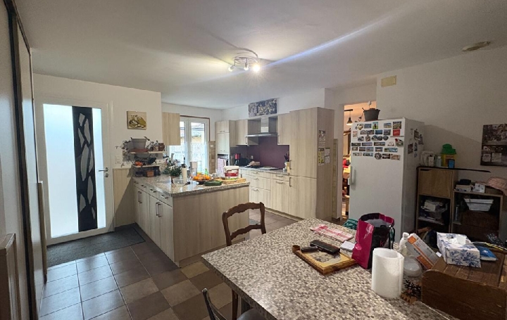 Maison SAINT-PRIEST-SOUS-AIXE (87700)  124 m2 176 130 € 