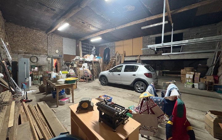 Maison SAINT-PRIEST-SOUS-AIXE (87700)  124 m2 176 130 € 