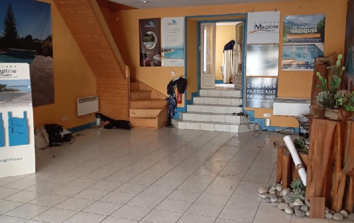 Local commercial AIXE-SUR-VIENNE (87700)  138 m2 144 110 € 