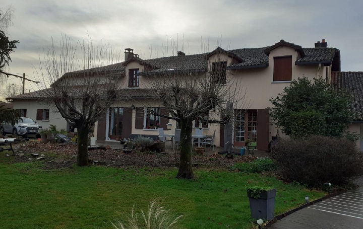 Maison SEREILHAC (87620)  1 000 m2 501 600 € 